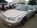 1999 TOYOTA CAMRY LE GOLD 2.2L AT Z15057